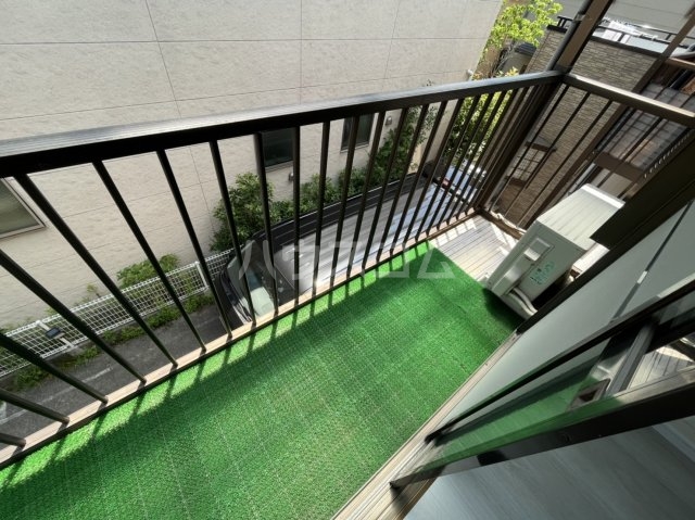 15/28 バルコニー