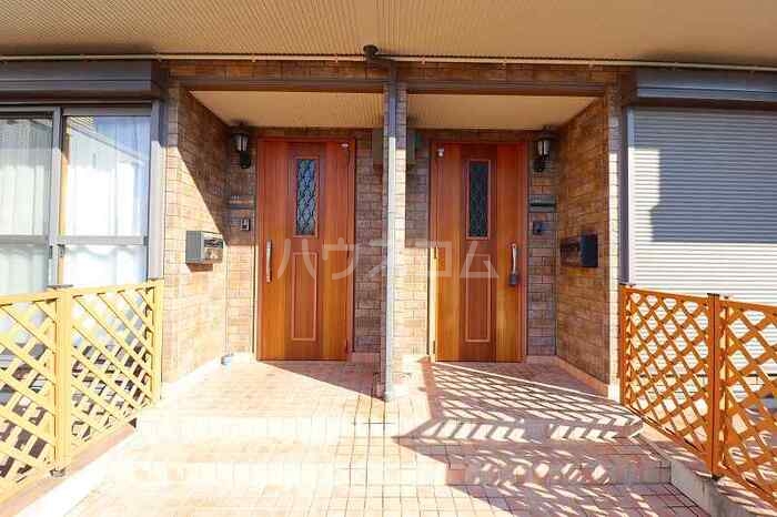 19/22 エントランス