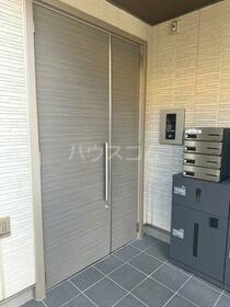 17/26 エントランス