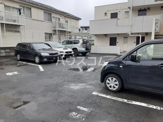 25/30 駐車場