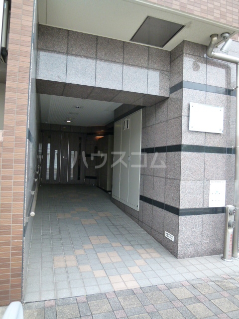 20/24 エントランス