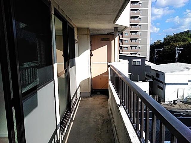 21/30 バルコニー