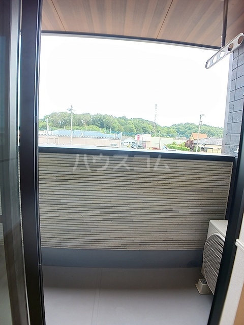 16/22 駐車場