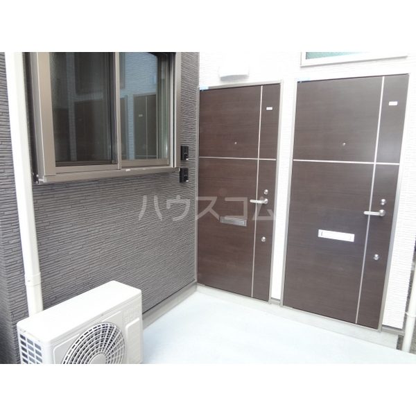 17/27 エントランス