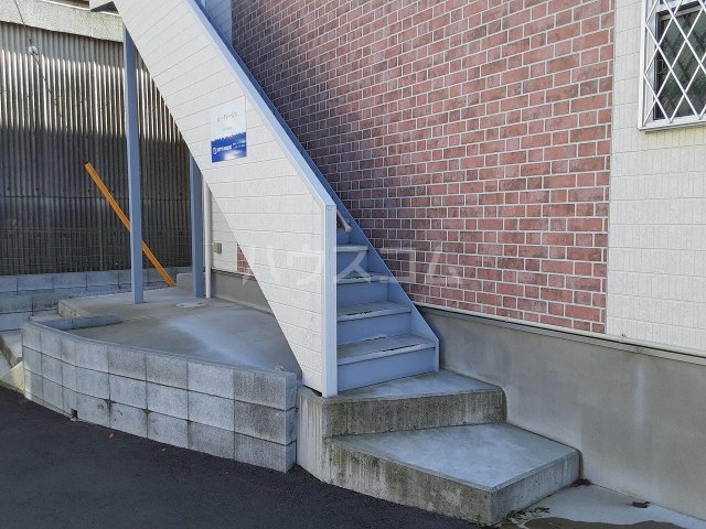 29/30 エントランス