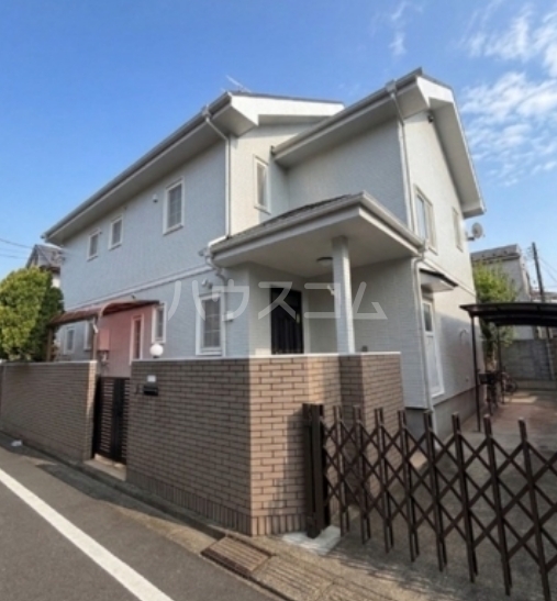 25/30 エントランス