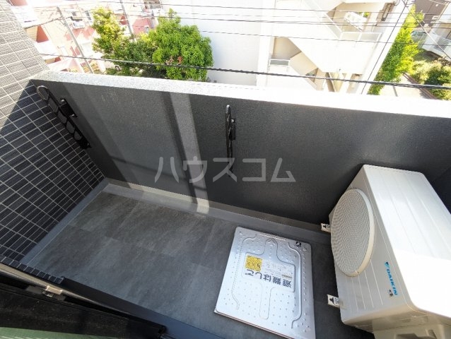 17/30 バルコニー