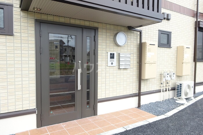 17/22 エントランス