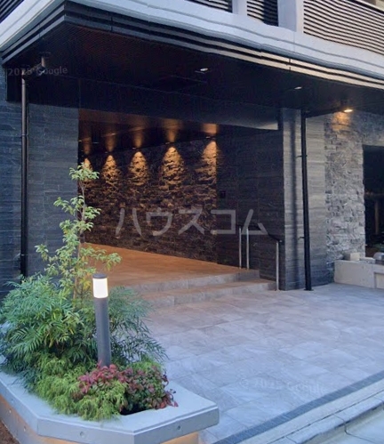 17/24 エントランス