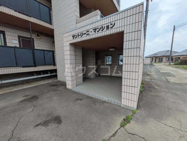 20/26 エントランス
