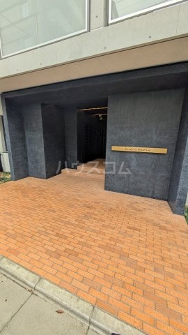 19/22 エントランス