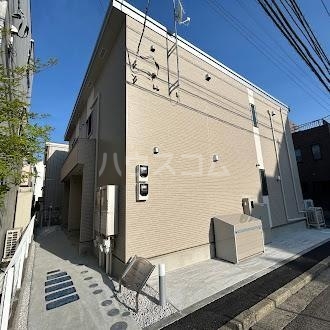 14/22 エントランス