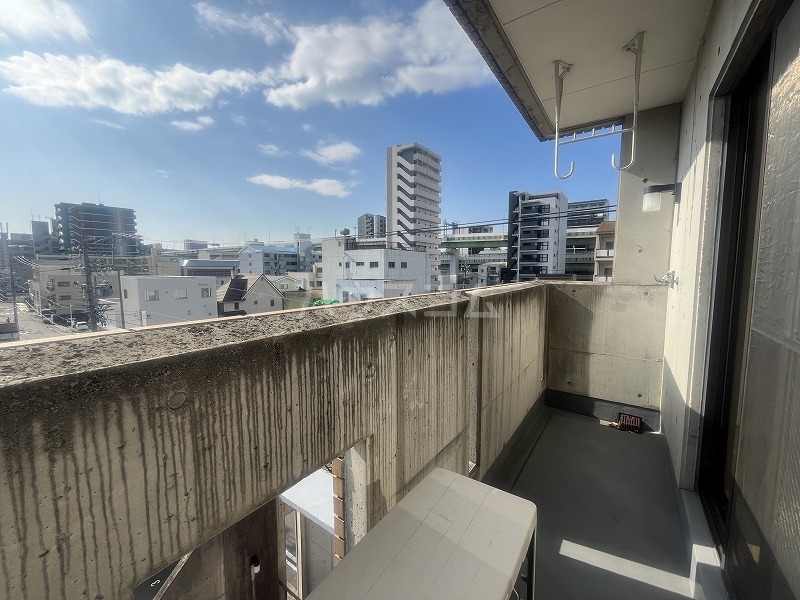 19/30 バルコニー