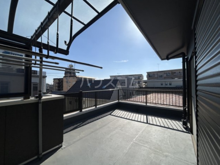 16/19 バルコニー