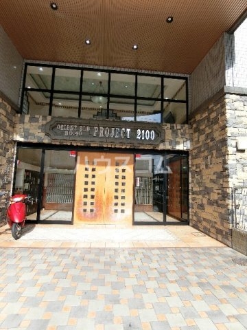 19/23 エントランス