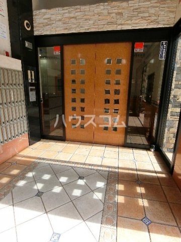 3/6 エントランス