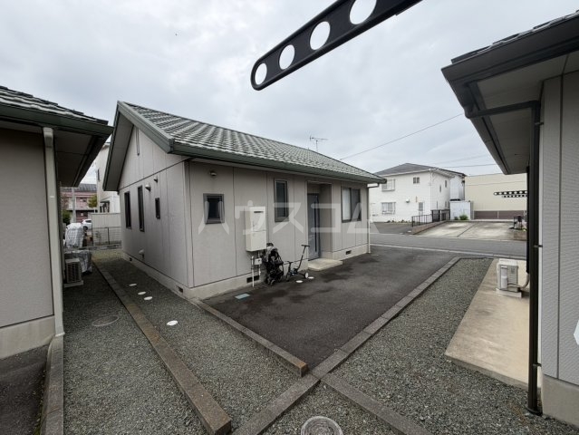 28/30 駐車場