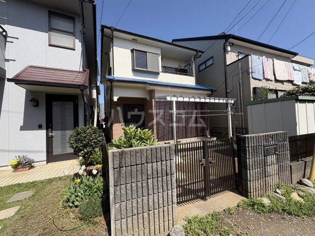 20/23 エントランス