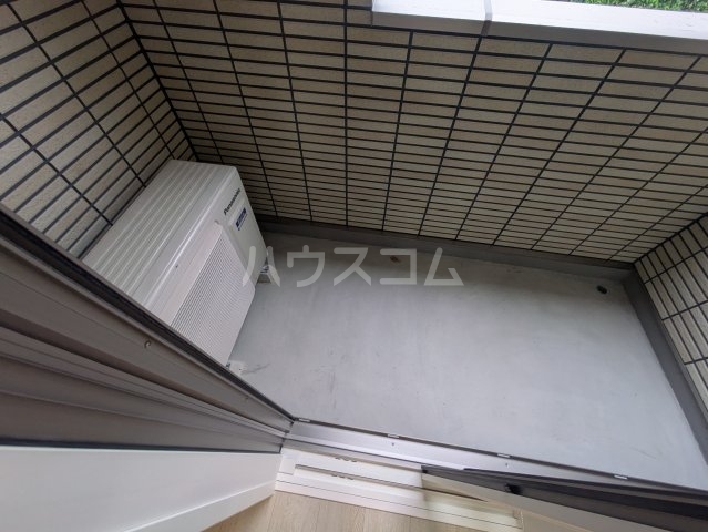 23/30 バルコニー