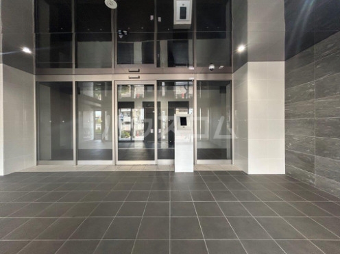 14/22 エントランス