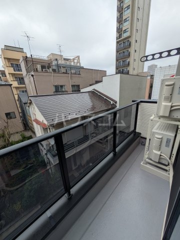 18/24 バルコニー