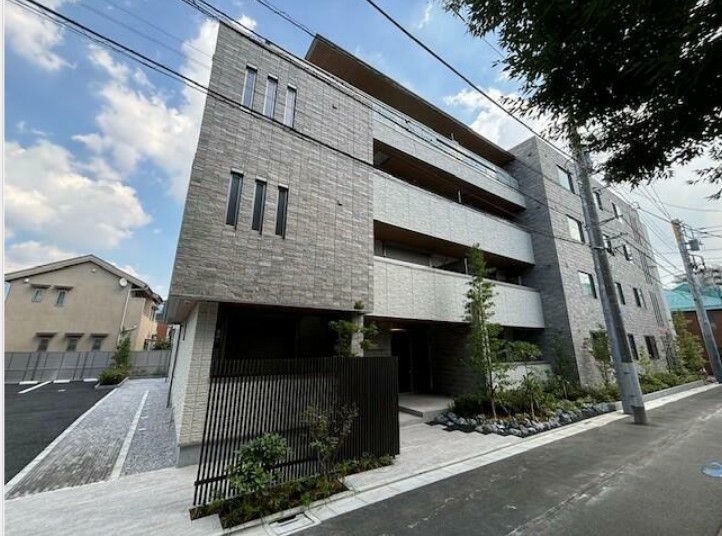 17/27 エントランス