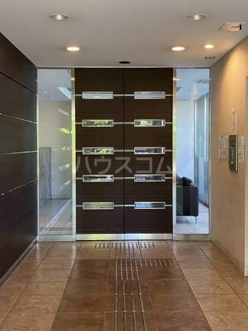 29/30 エントランス