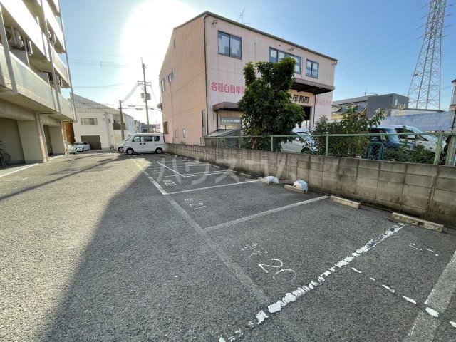 15/19 駐車場