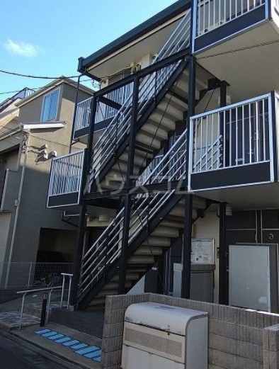 14/18 エントランス