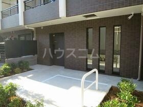 17/21 エントランス