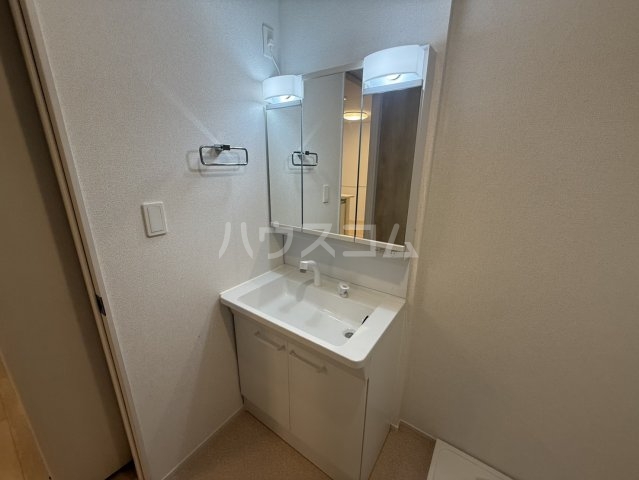 16/30 洗面