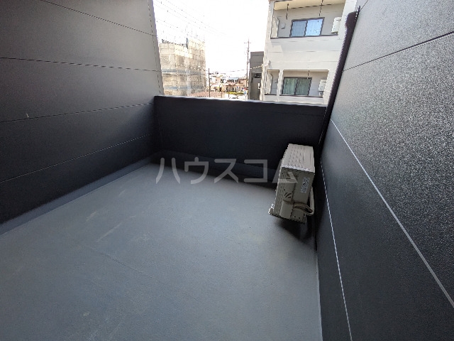 21/30 バルコニー