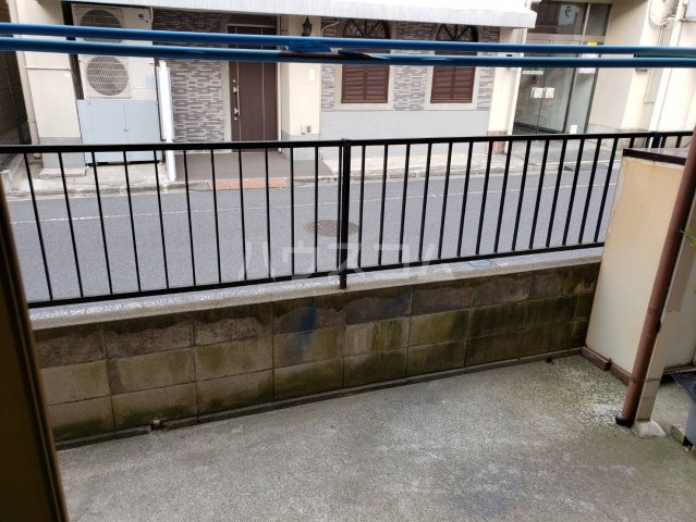 19/30 バルコニー