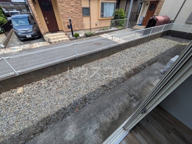 19/30 バルコニー