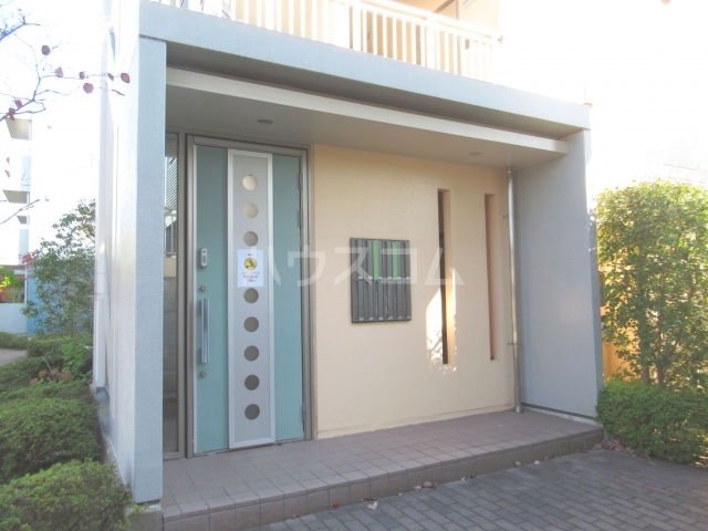 3/8 エントランス