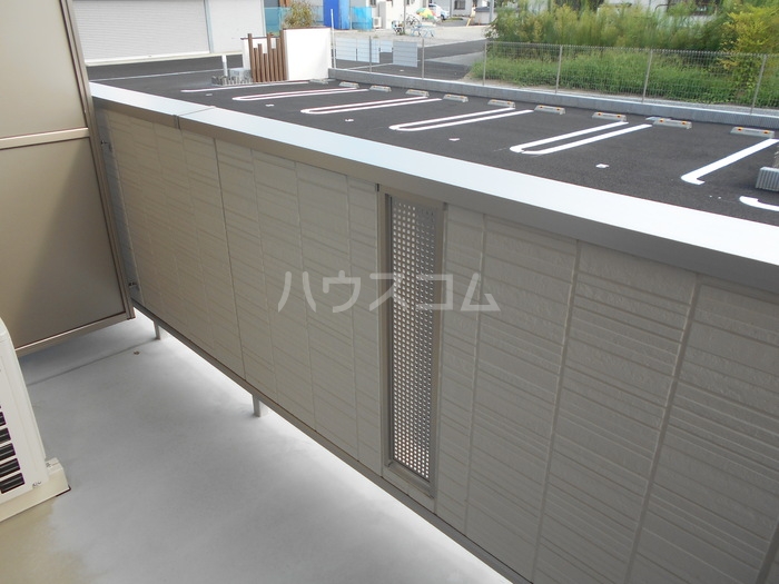 18/26 バルコニー