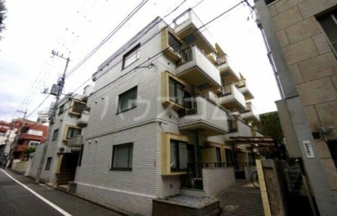 16/26 エントランス