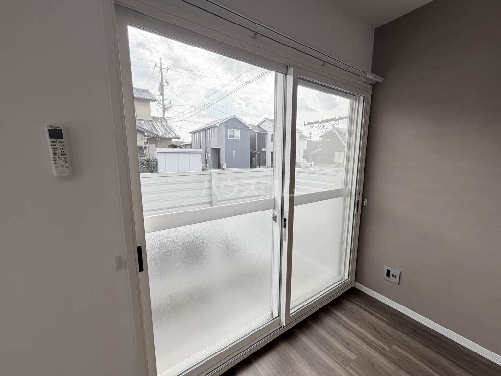 15/26 バルコニー