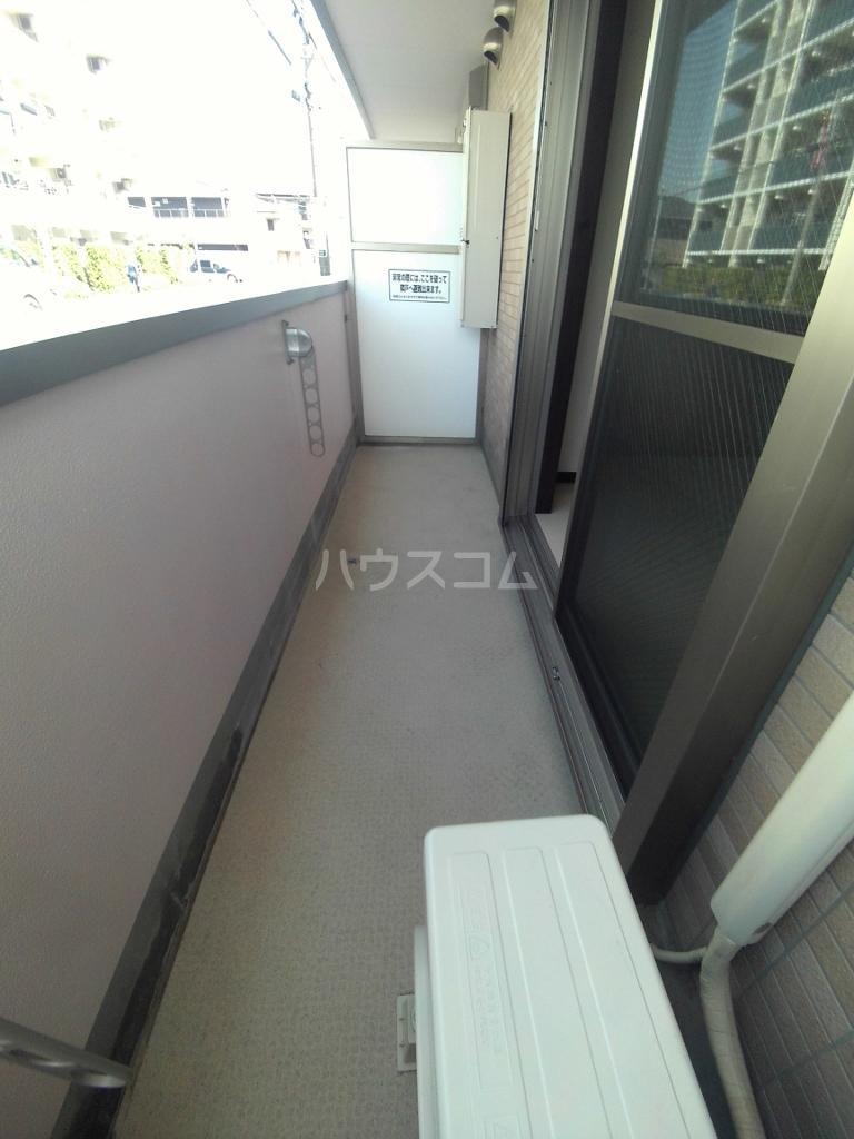 19/27 バルコニー