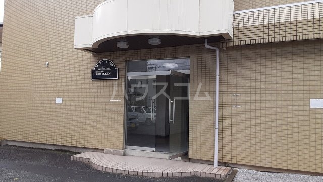 22/30 エントランス