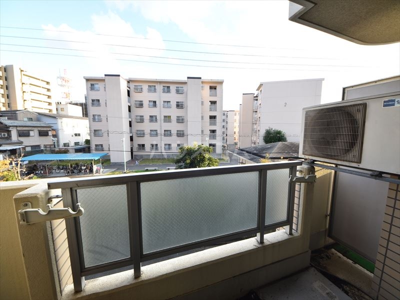 13/26 バルコニー