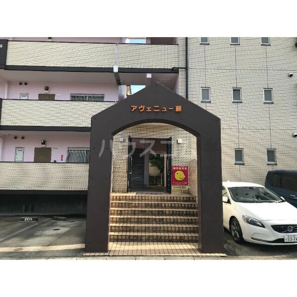 17/27 エントランス