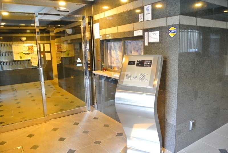 15/20 エントランス