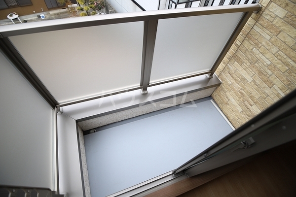 18/24 バルコニー