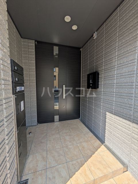 2/3 エントランス