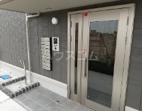 17/27 エントランス