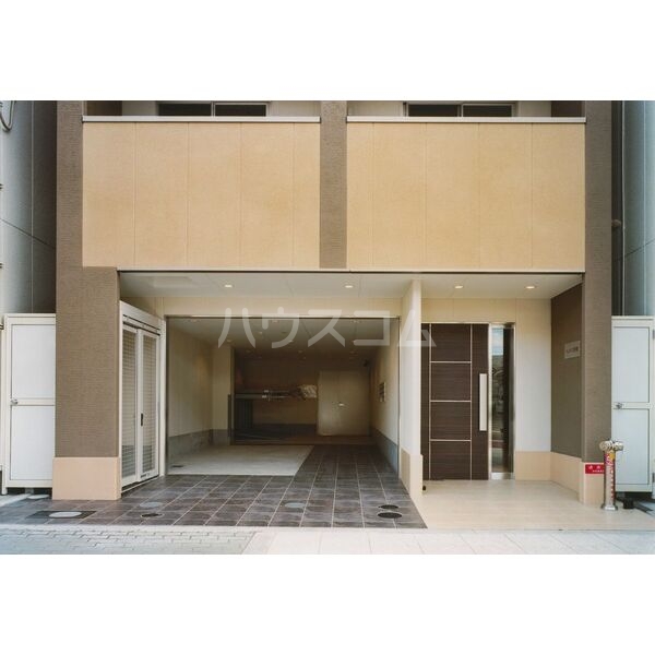 13/20 エントランス