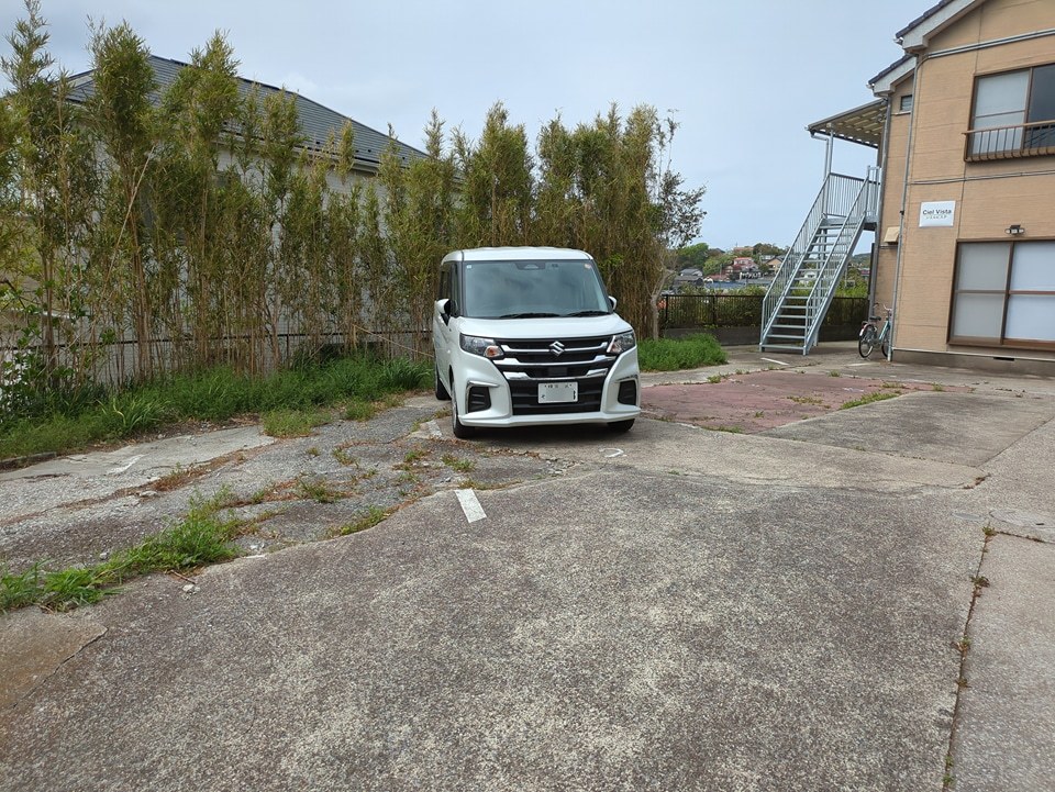2/3 駐車場