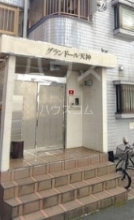 16/22 エントランス