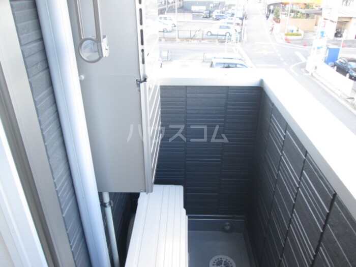 13/30 バルコニー